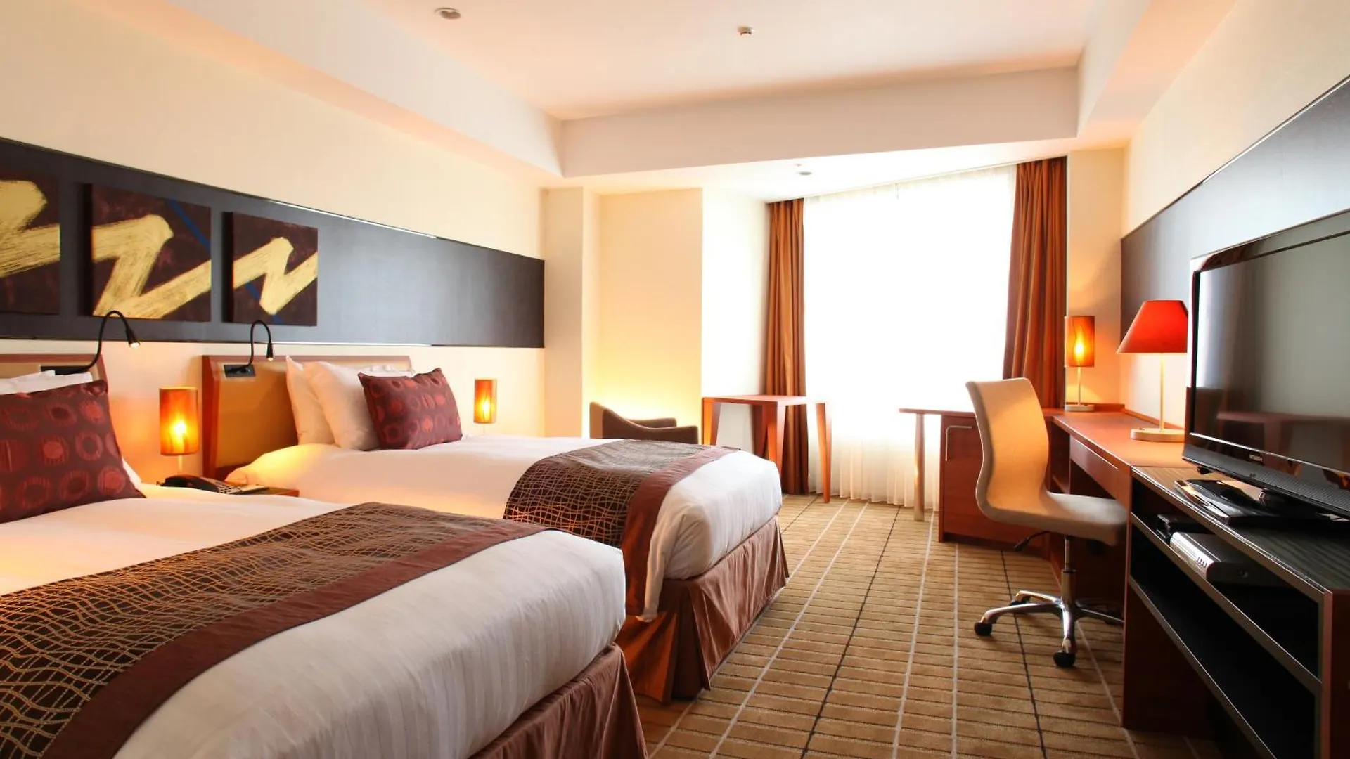 International Resort Hotel Yurakujo Narita