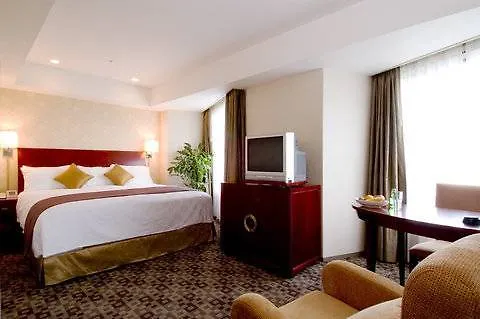 International Resort Hotel Yurakujo Narita
