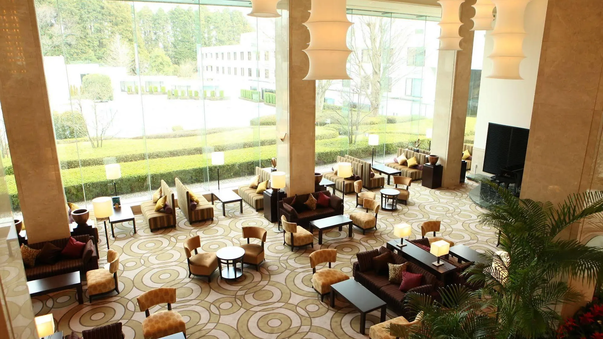 International Resort Hotel Yurakujo Narita