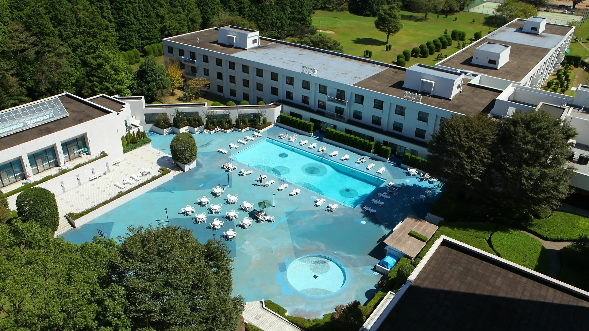 International Resort Hotel Yurakujo Narita